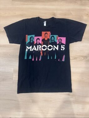 American Apparel Size Small Black Maroon 5 2013 Tour Graphic TShirt
